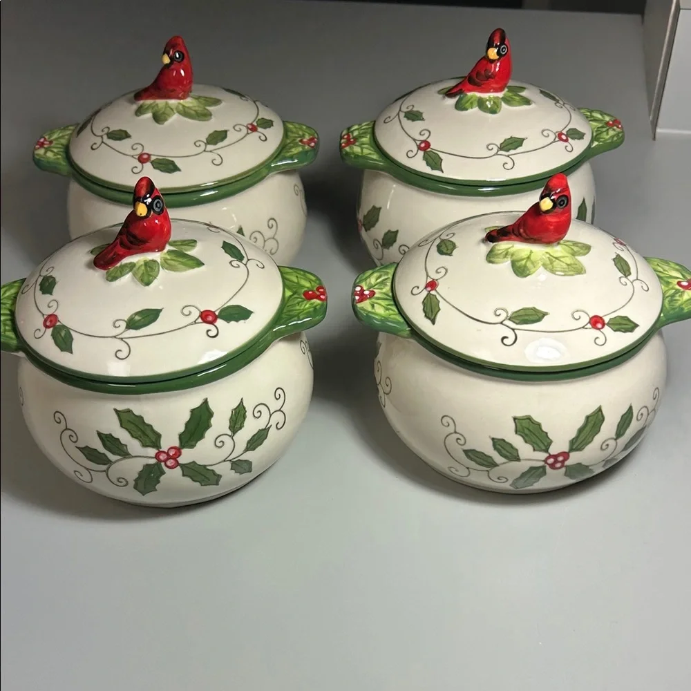 Temptations Ceramic Soup Bowl/Tureen w/ Cardinal Design Lid (up to 4 available)